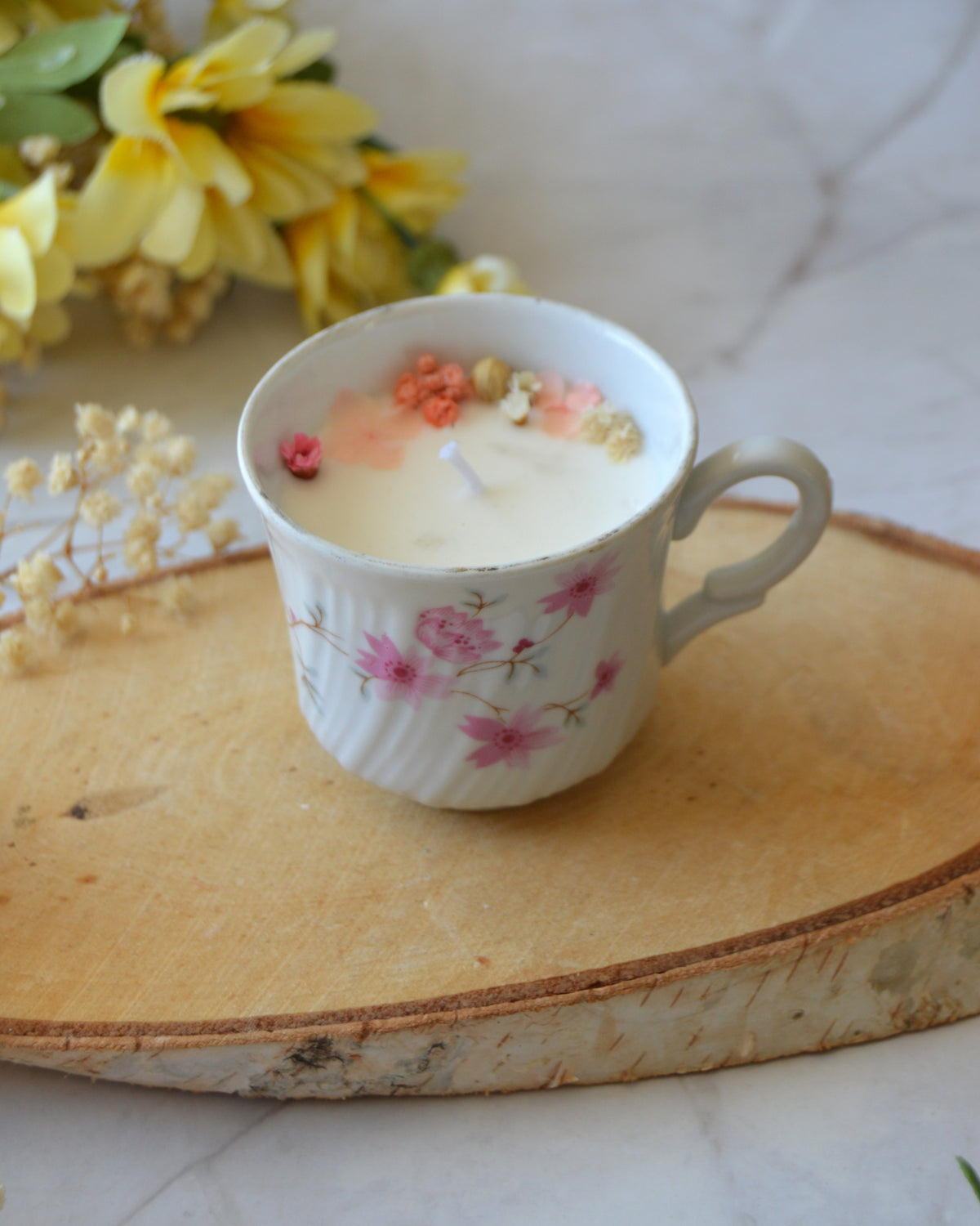 Daphné tasse fleur